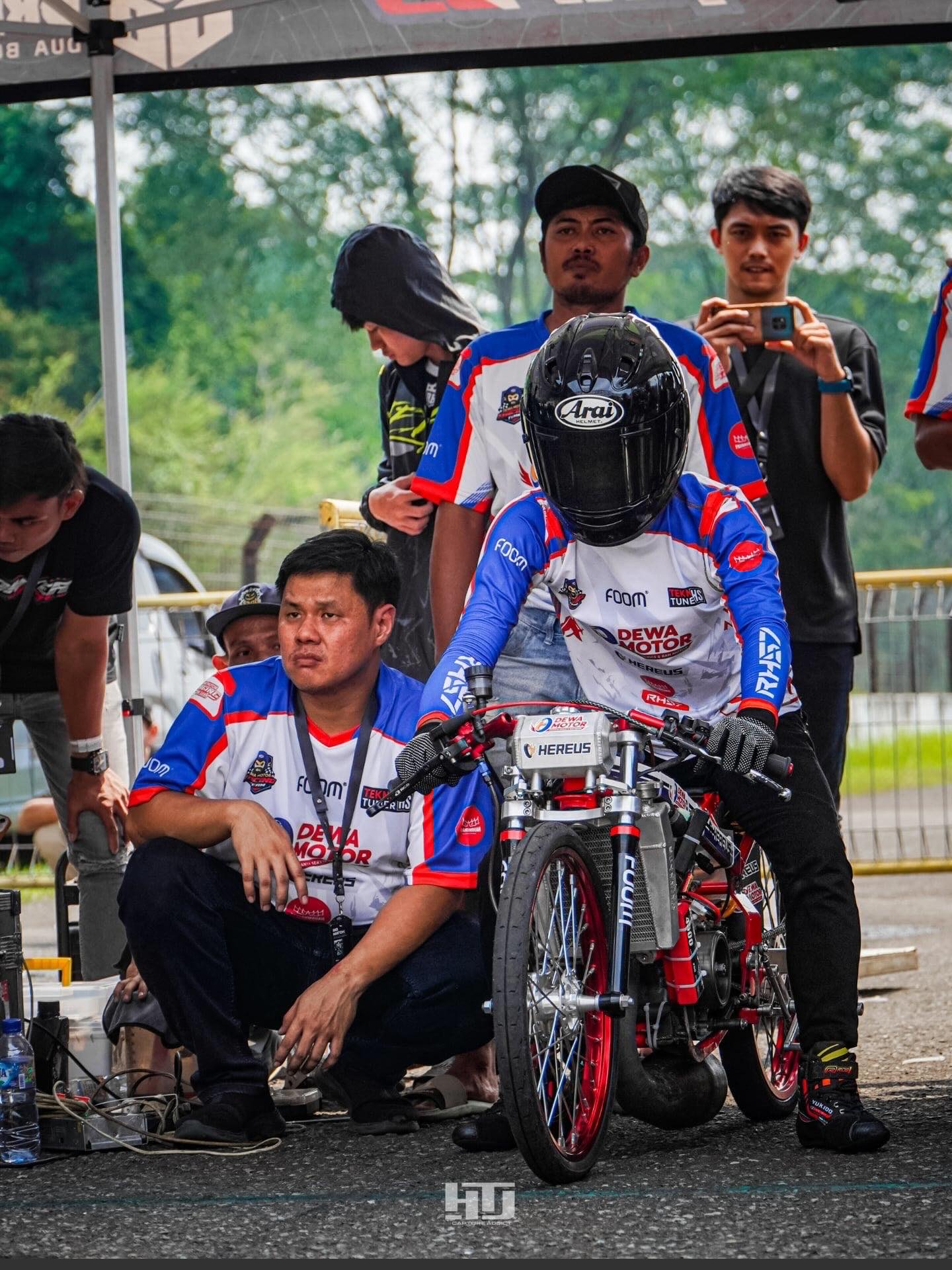 Makin tinggi kita ditempatkan, makin rendah hati kita harus ...